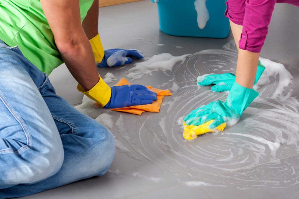 washing-the-floor